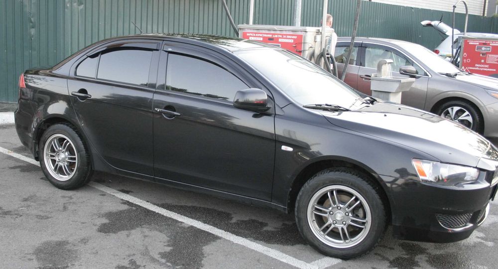 Mitsubishi Lancer X 10