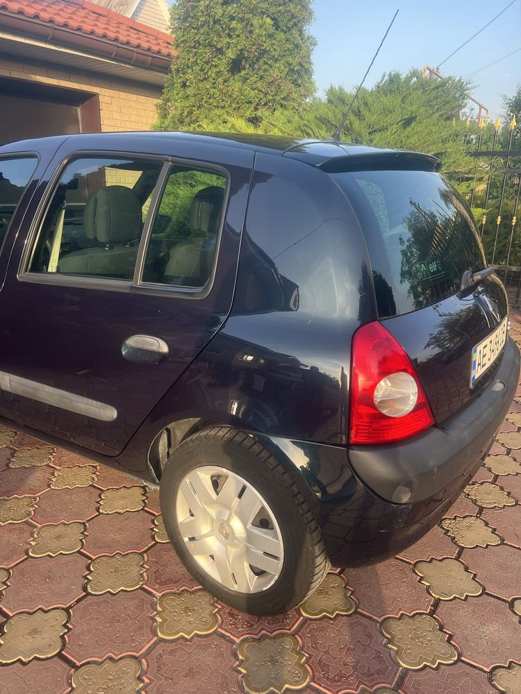 Renault Clio 2004((Рено клио)