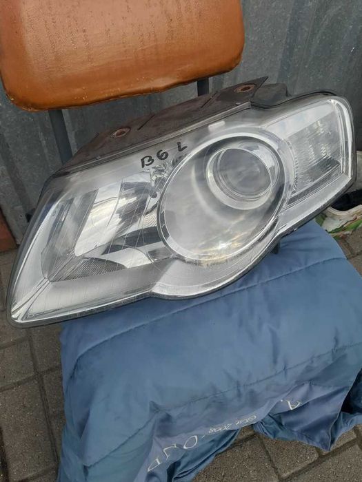 VW Passat B6 reflektor lewy lampa lewy przód