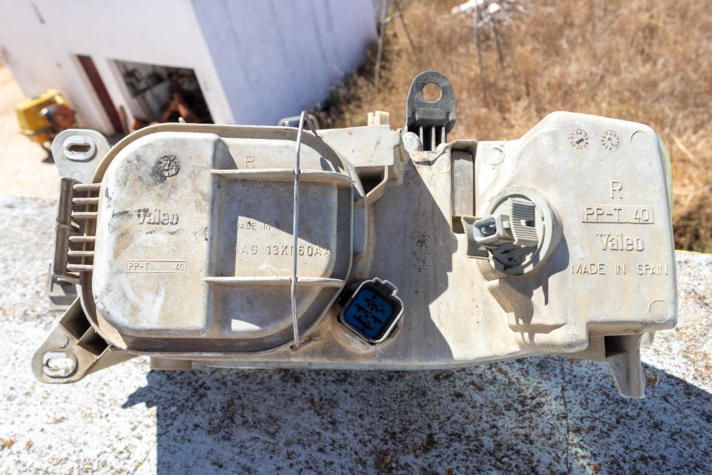 Faróis Frontais Originais Ford Escort VI Mk6