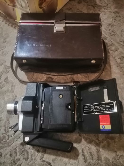 Продам відеокамера Bell Howelll