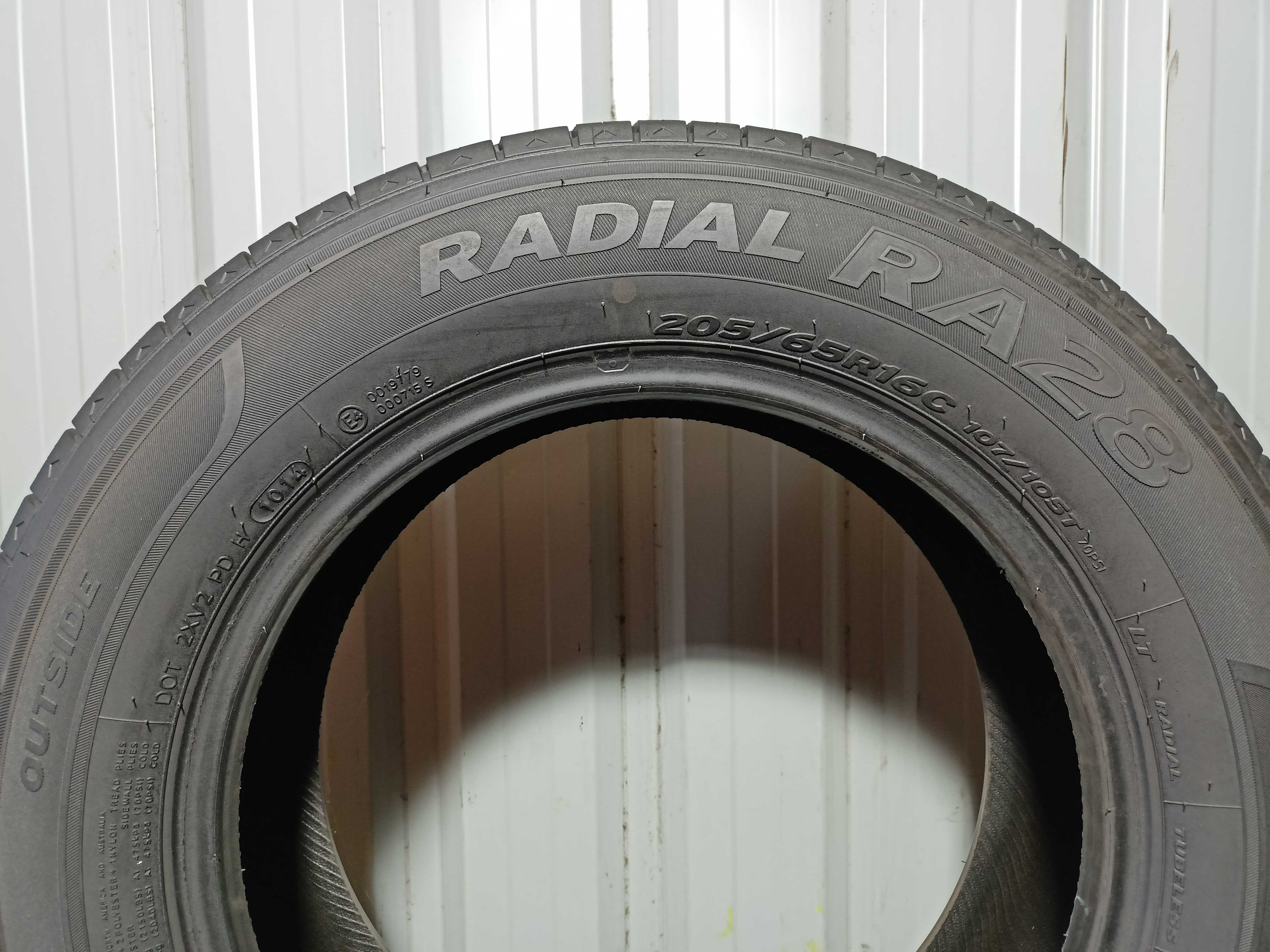 Hankook Radial RA28 205/65/16C 2014rok 107/105T 8,5mm (2608)