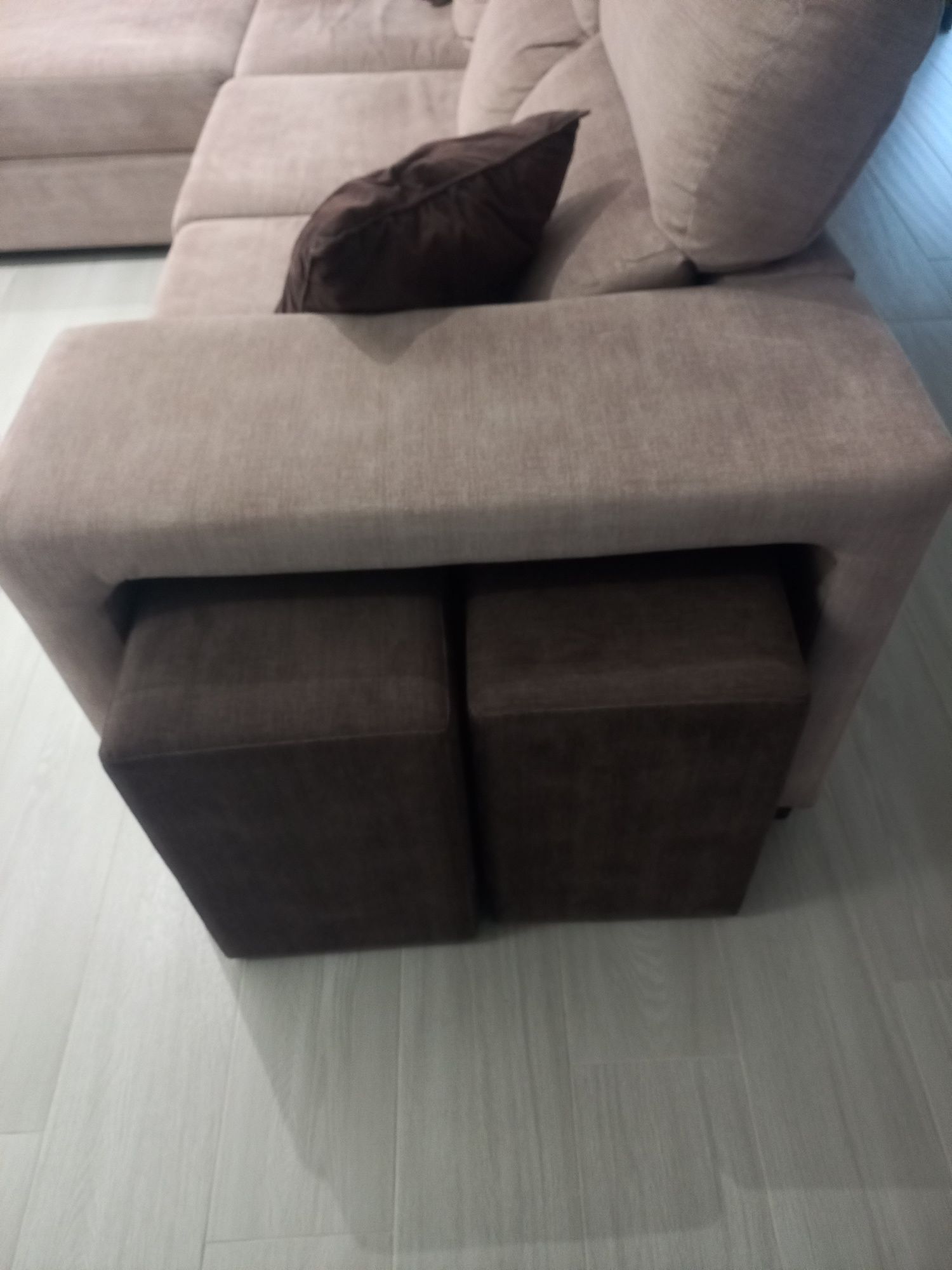 Sofá com Chaise Long
