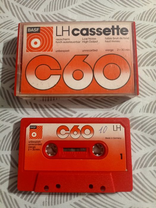 Cassetes várias marcas raras