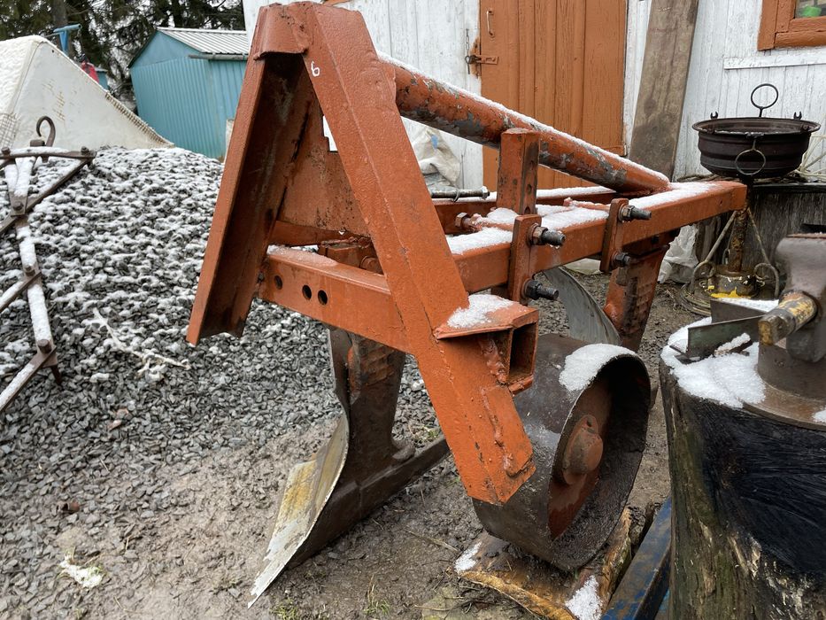 Продам плуг 2-30