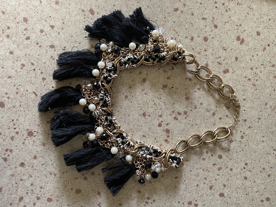 Colar senhora preto