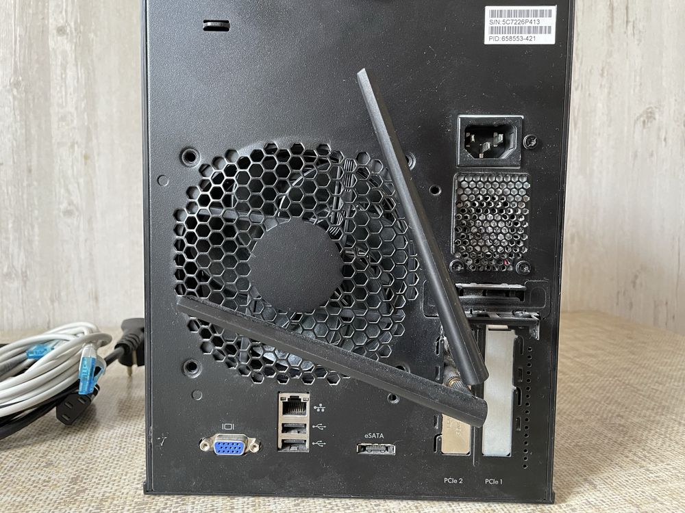 HP ProLiant microserver N40L сервер/NAS на 4 3,5" HDD