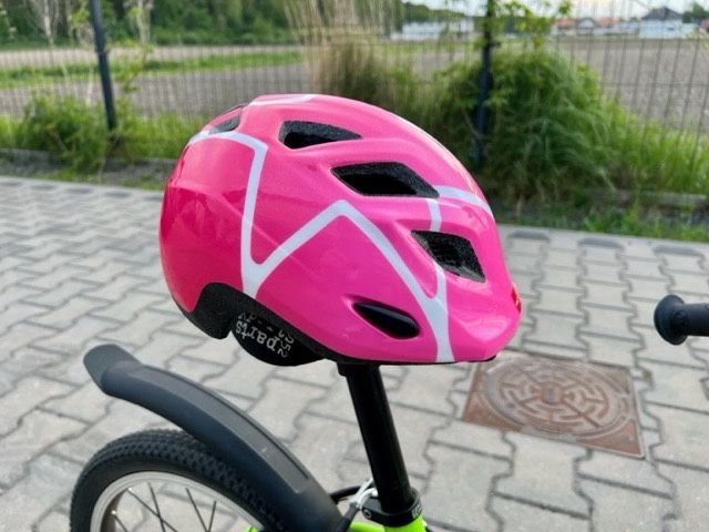 Kask rowerowy miejski Genio II MET