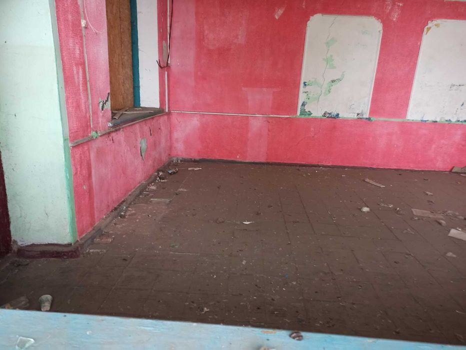 Продається будівля смт Вільшанка Голованівський район Кіровоград.обл.