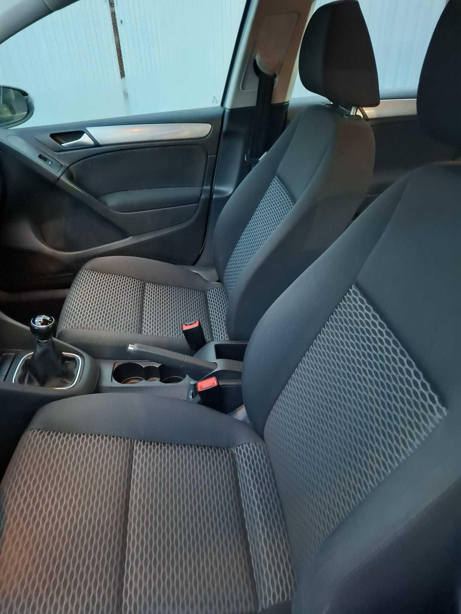 Volkswagen Golf 1,6