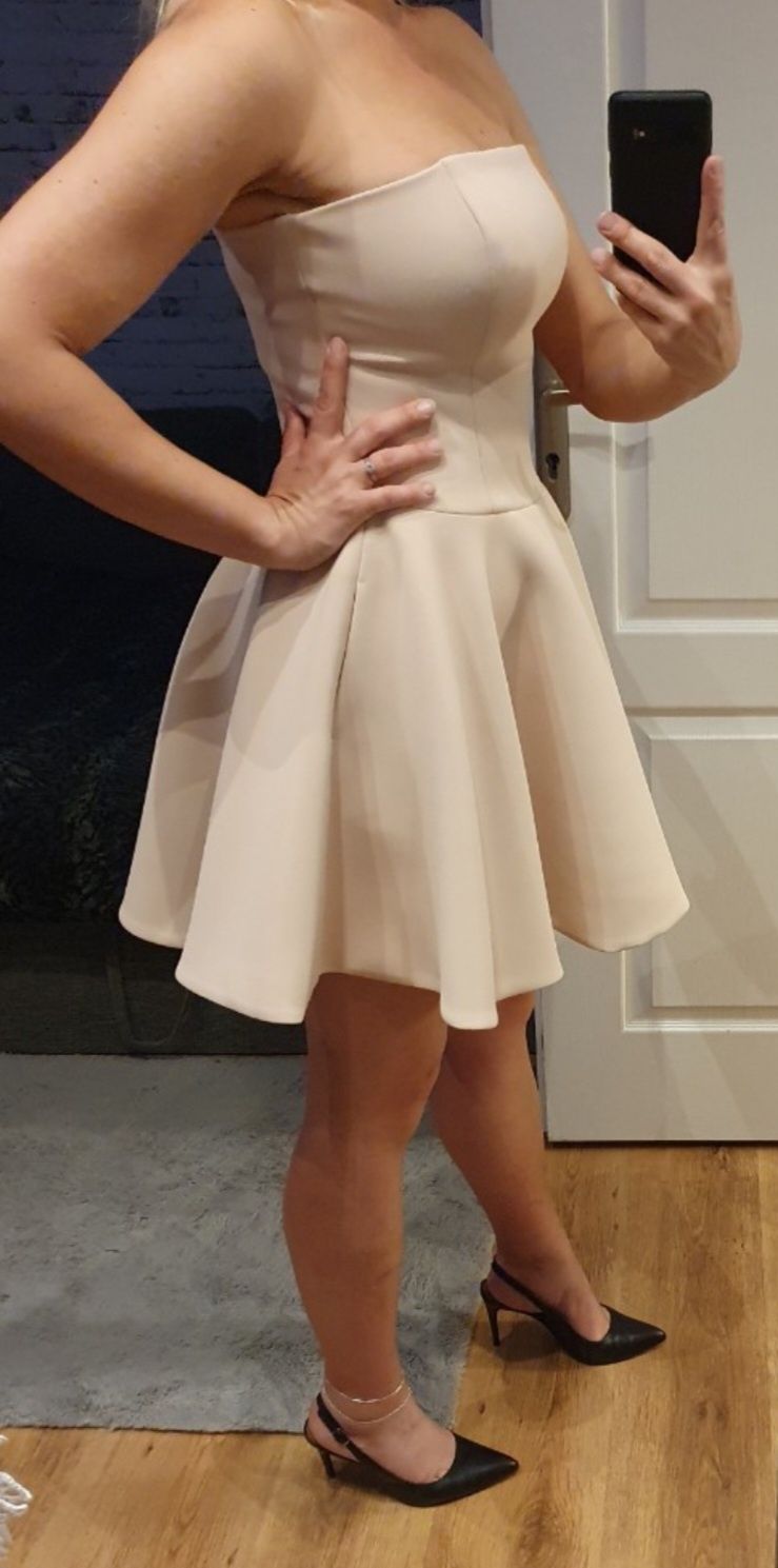 Elegancka sukienka Bizuu r.38 odkryte ramiona