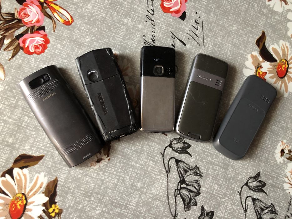 Лот рабочих телефонов Nokia