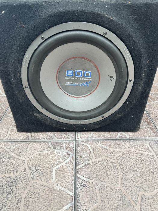 Magnat 800W самбуфер