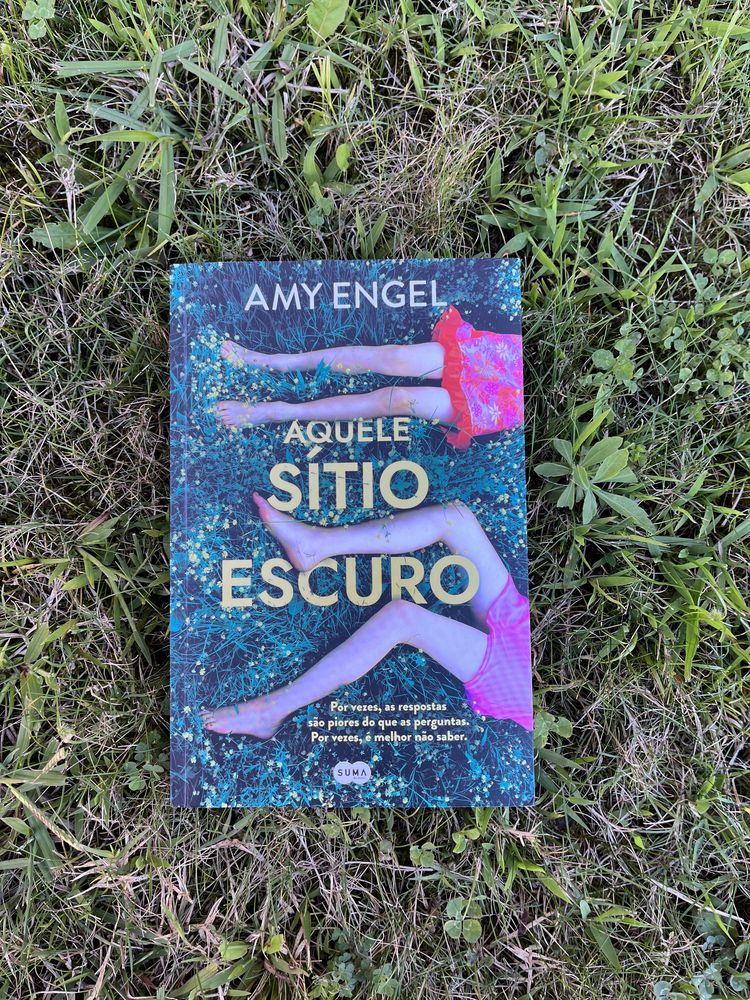 Aquele sítio escuro, Amy Engel