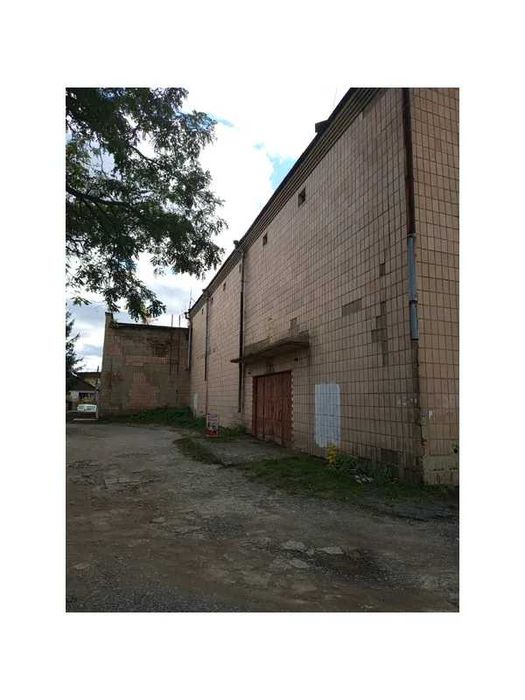 Частина будівлі кінотеатру, 691,5 кв. м, площа Миру, 5