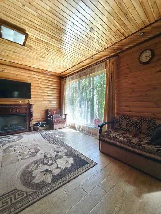 Продам  дом и полдома на одном участке Дальницкое шоссе район ВАЗа