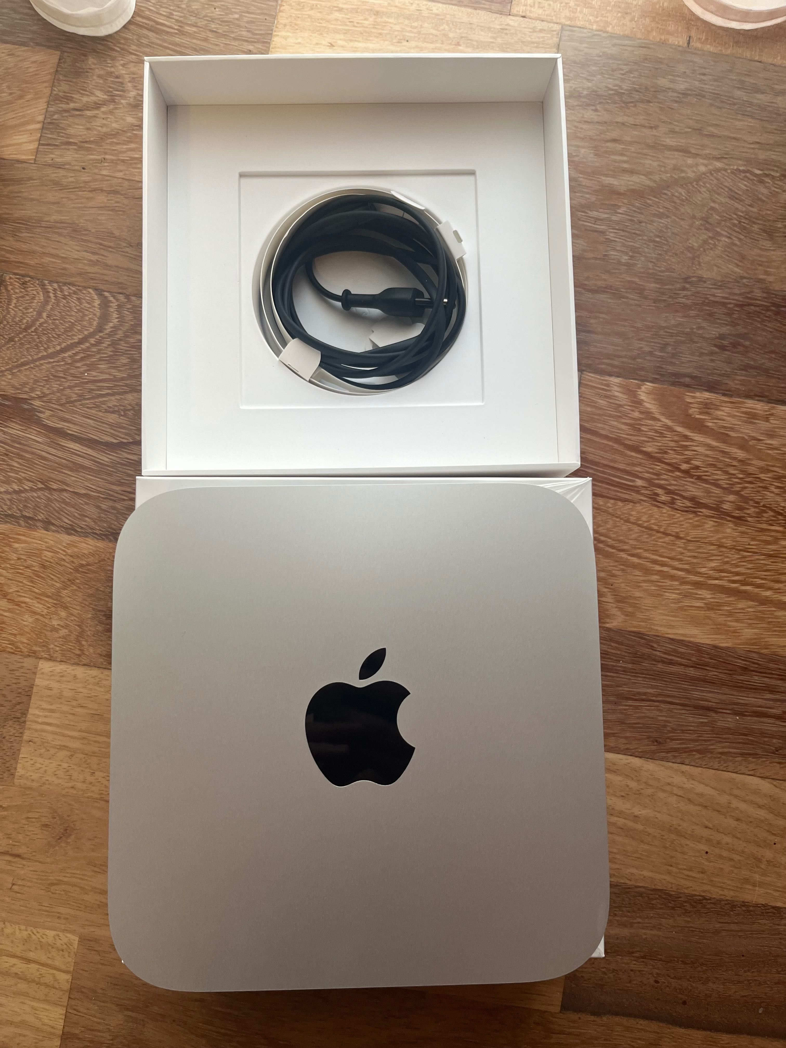 Apple Mac Mini M1 / 8GB RAM / 256 GB SSD