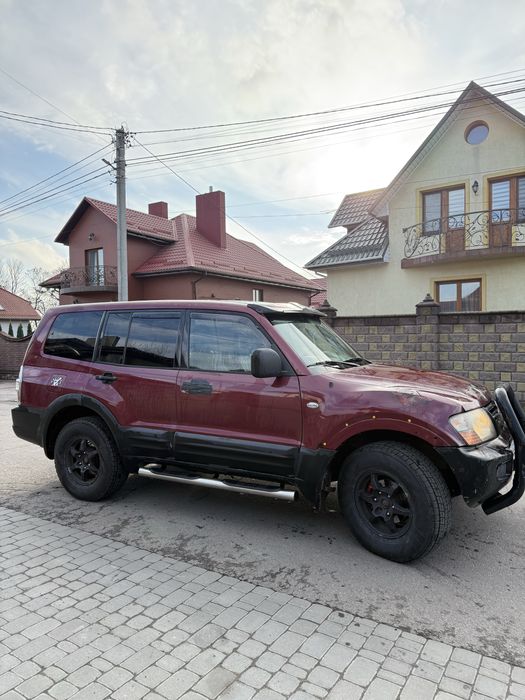 Mitsubishi pajero 3.5газ/бенз Повний Привід