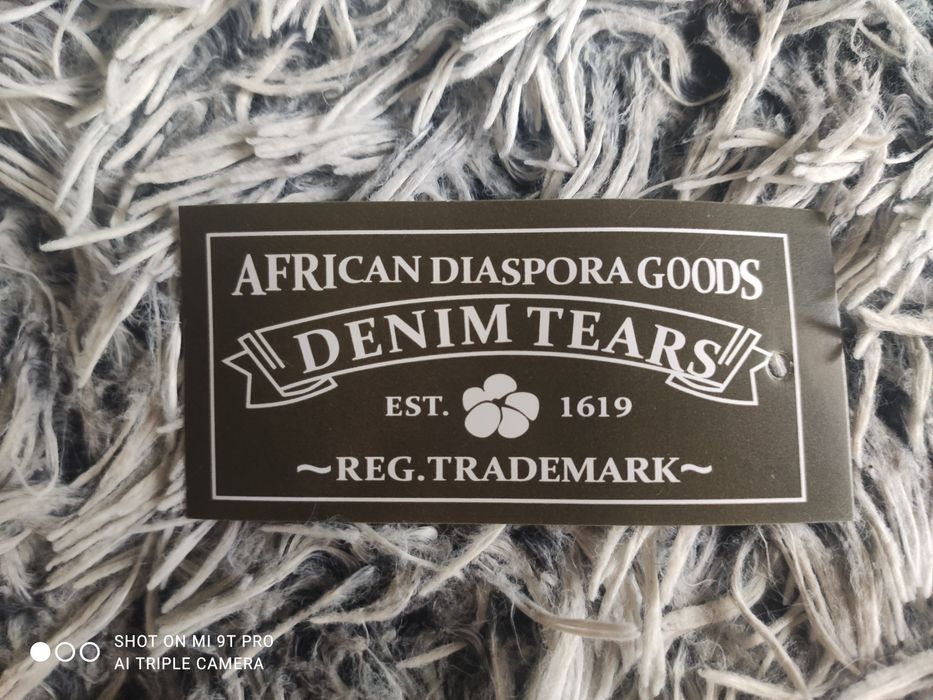 Dres denim tears