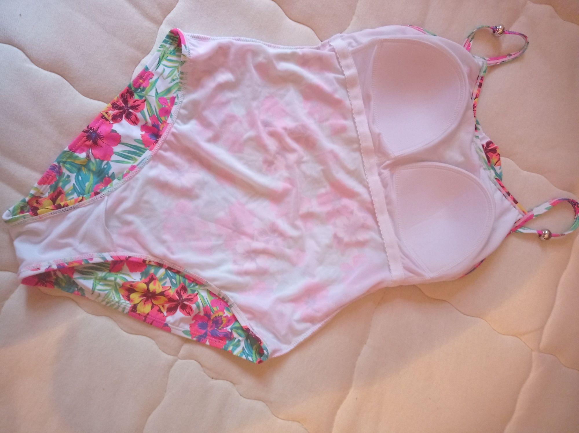 Купальник Primark розмір 10 М. Сдельный купальник