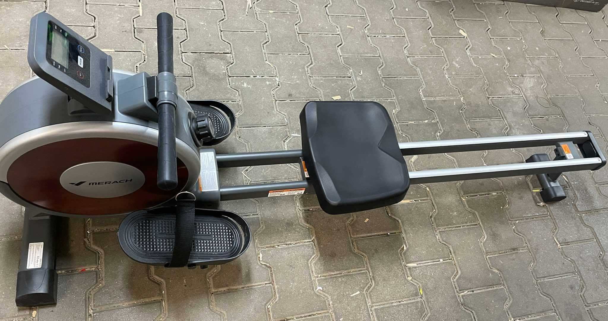 Wioślarz do 160 kg do domu magnetyczny Bluetooth 16 poziomami oporu