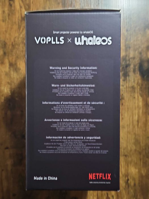 VOPLLS Projektor obracany o 360° 1080p Full HD 23000l WiFi6 70W