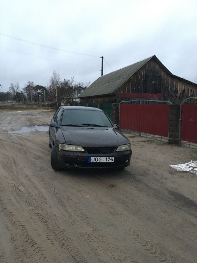 Opel Vectra B 2000 рік