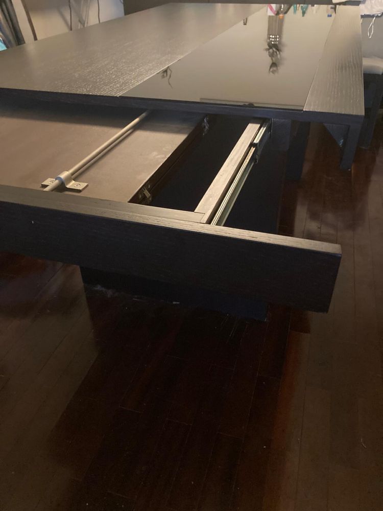 Mesa de jantar/ oferta de 6 cadeiras