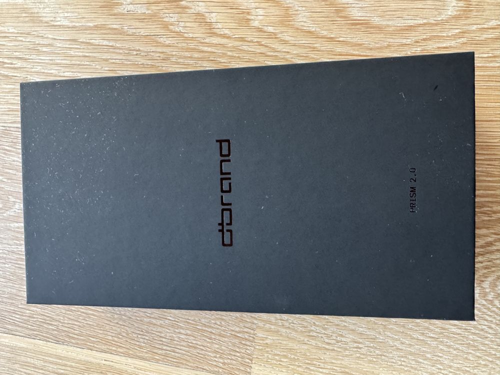 Dbrand Prism 2.0 szklo iphone 16 pro max