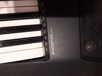 Keyboard Yamaha E