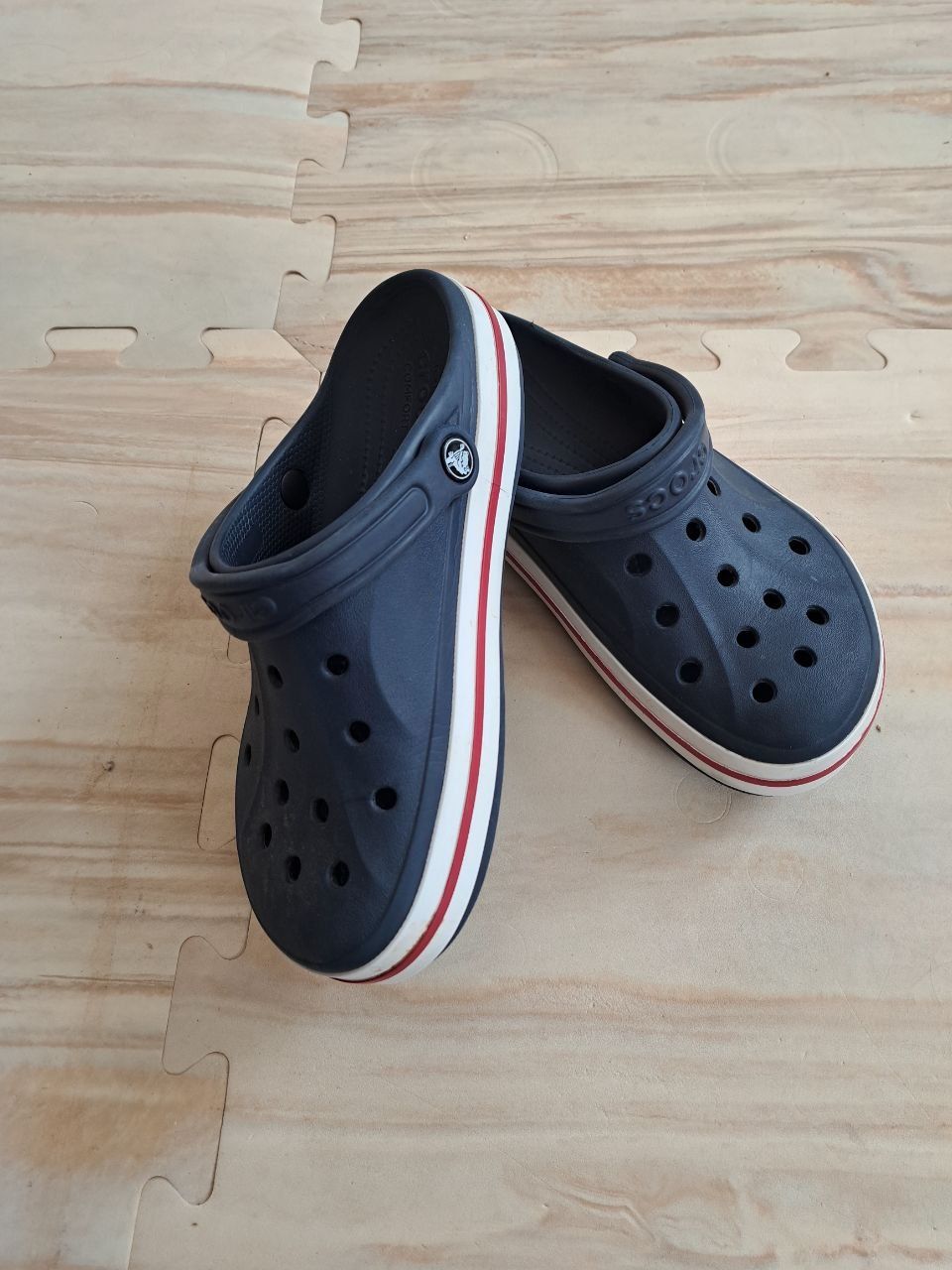 Оригінальні CROCS в ідеальному стані унісекс