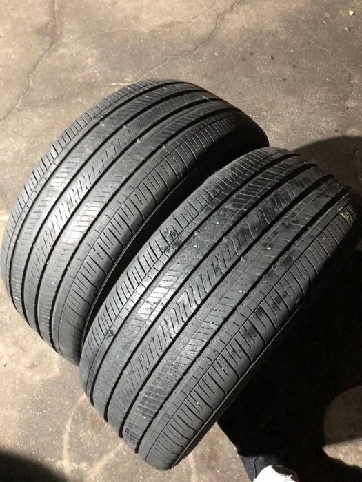Пара зима/лето 235/40/19 goodyear