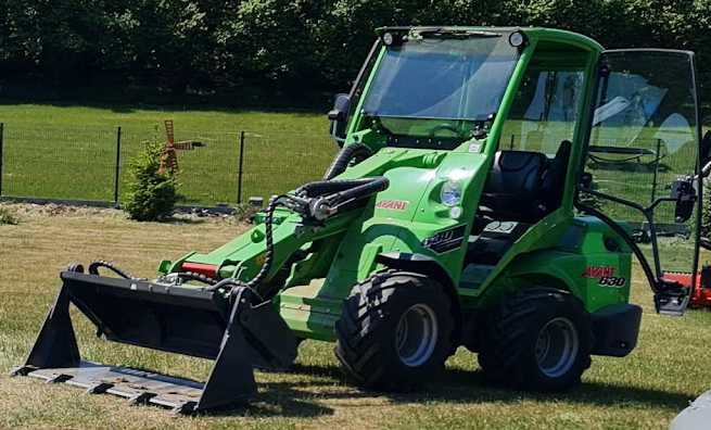 Usługi Koparko ładowarką i minikoparką , glebogryzarką