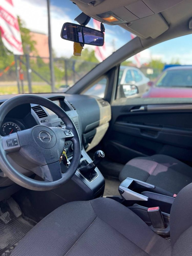 Opel Zafira 1.9 Diesel*7Osob*6Biegow*SuperStan*Klima*Zamiana