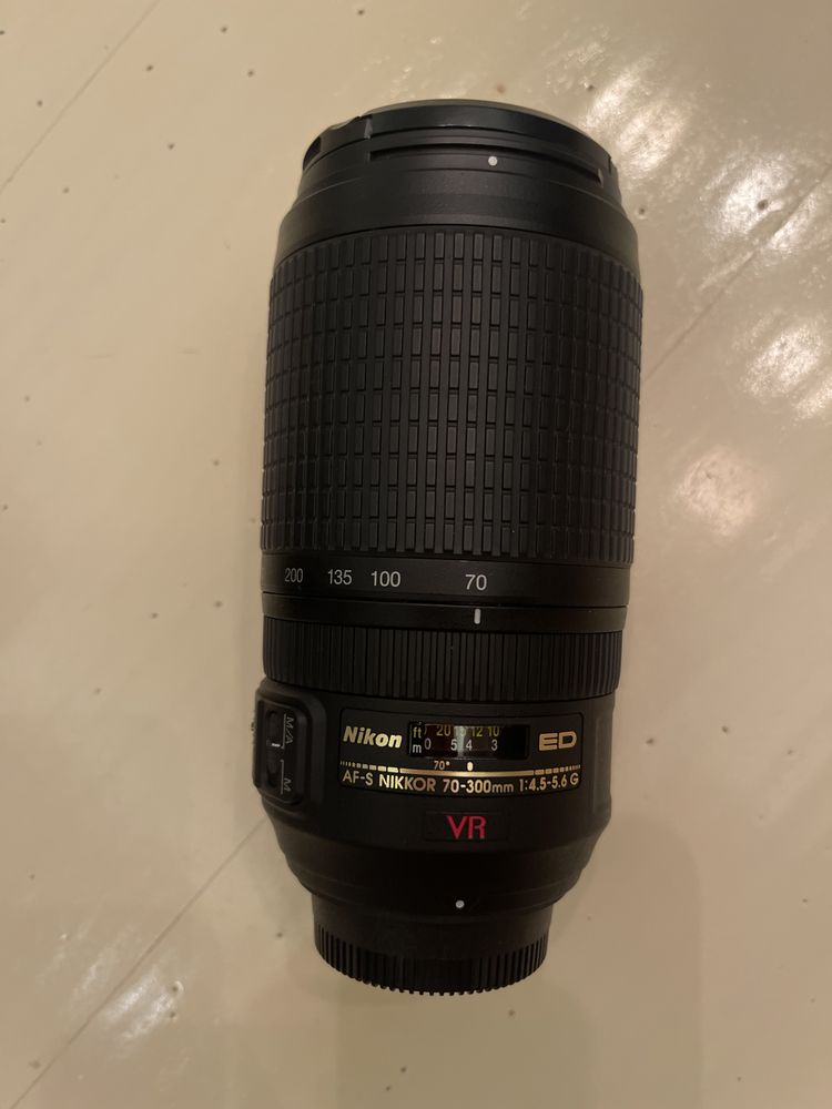 Продам Оптику Nikon 70-300 mm
