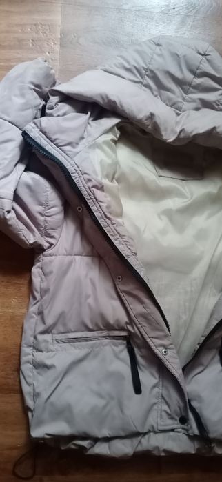 Продам куртку женскую! Осень