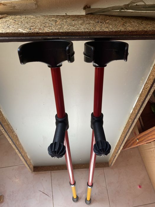 moletas criança usadas 2 vezes.