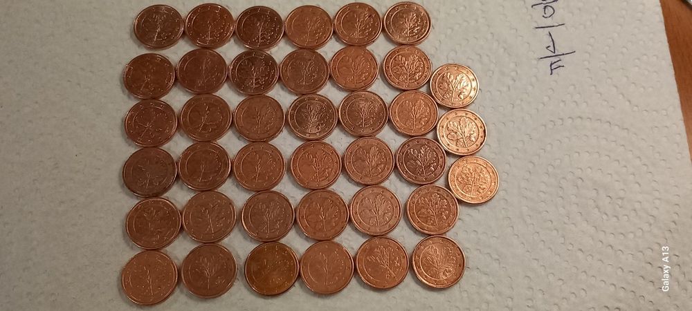 Vendo estas trinta e nove moedas por 200 euros moedas raras