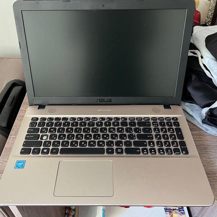 Ноутбук Asus Intel Celeron N3060