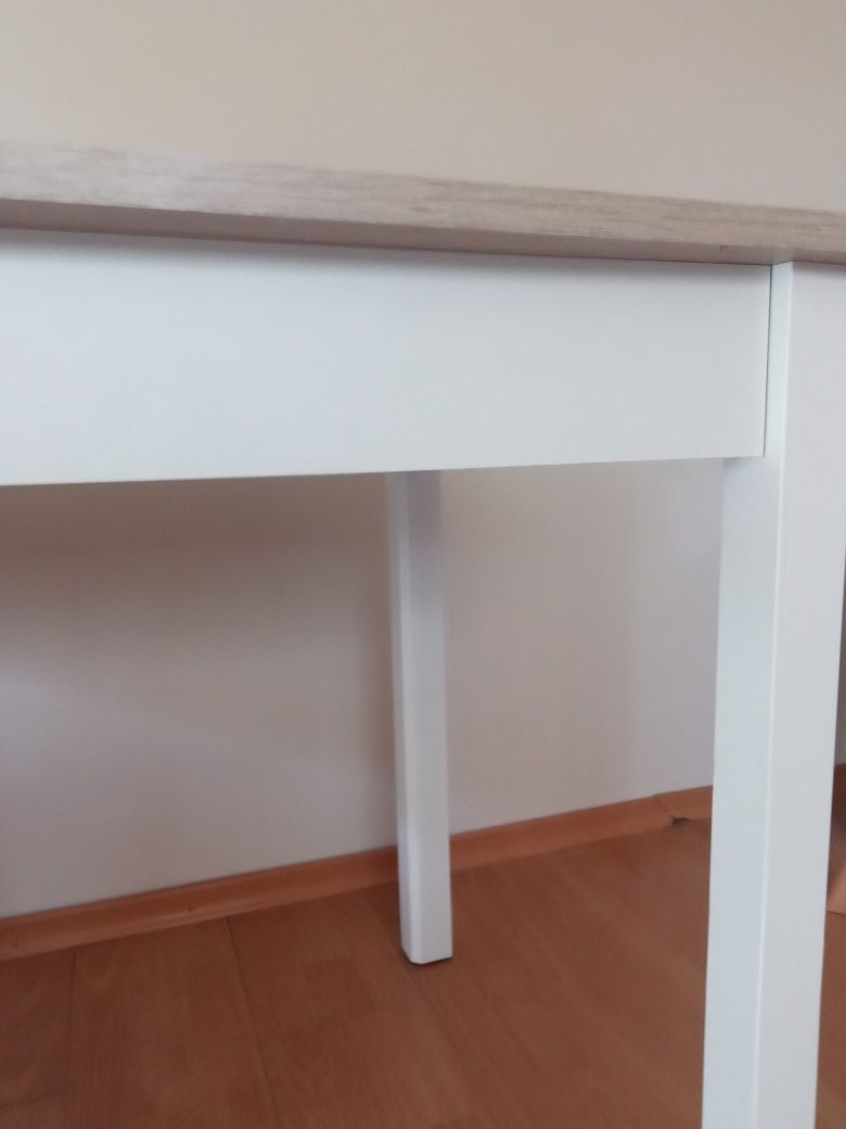 Nowy stół w stylu skandynawskim 120x68x75