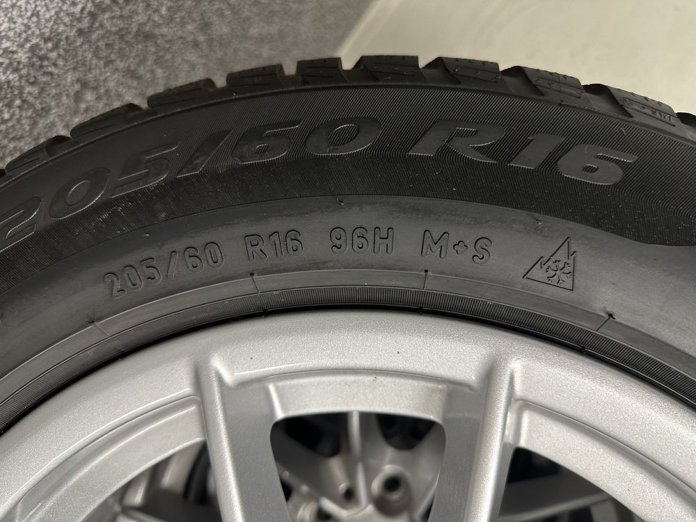 Nowe oryginalne koła zimowe alufelgi 16 BMW 3 G20 G21