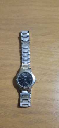 Zegarek damski Casio srebrny