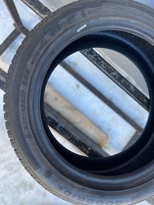Шини 225/45 r17 зима сиан нових 24 рік