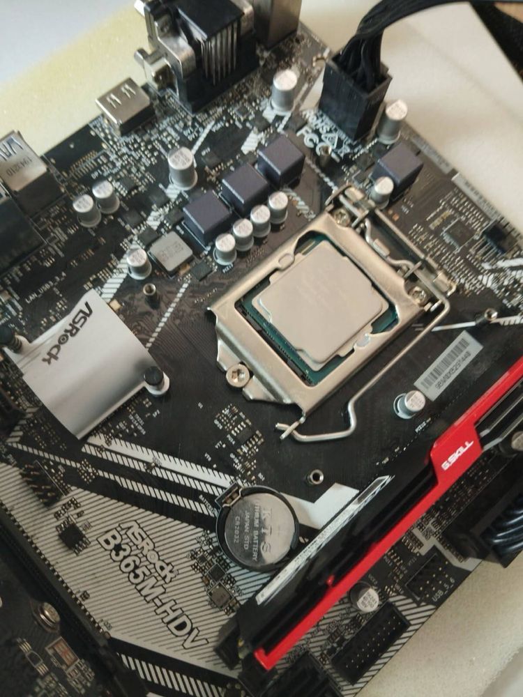 Procesor Intel Core i5 9400F BOX