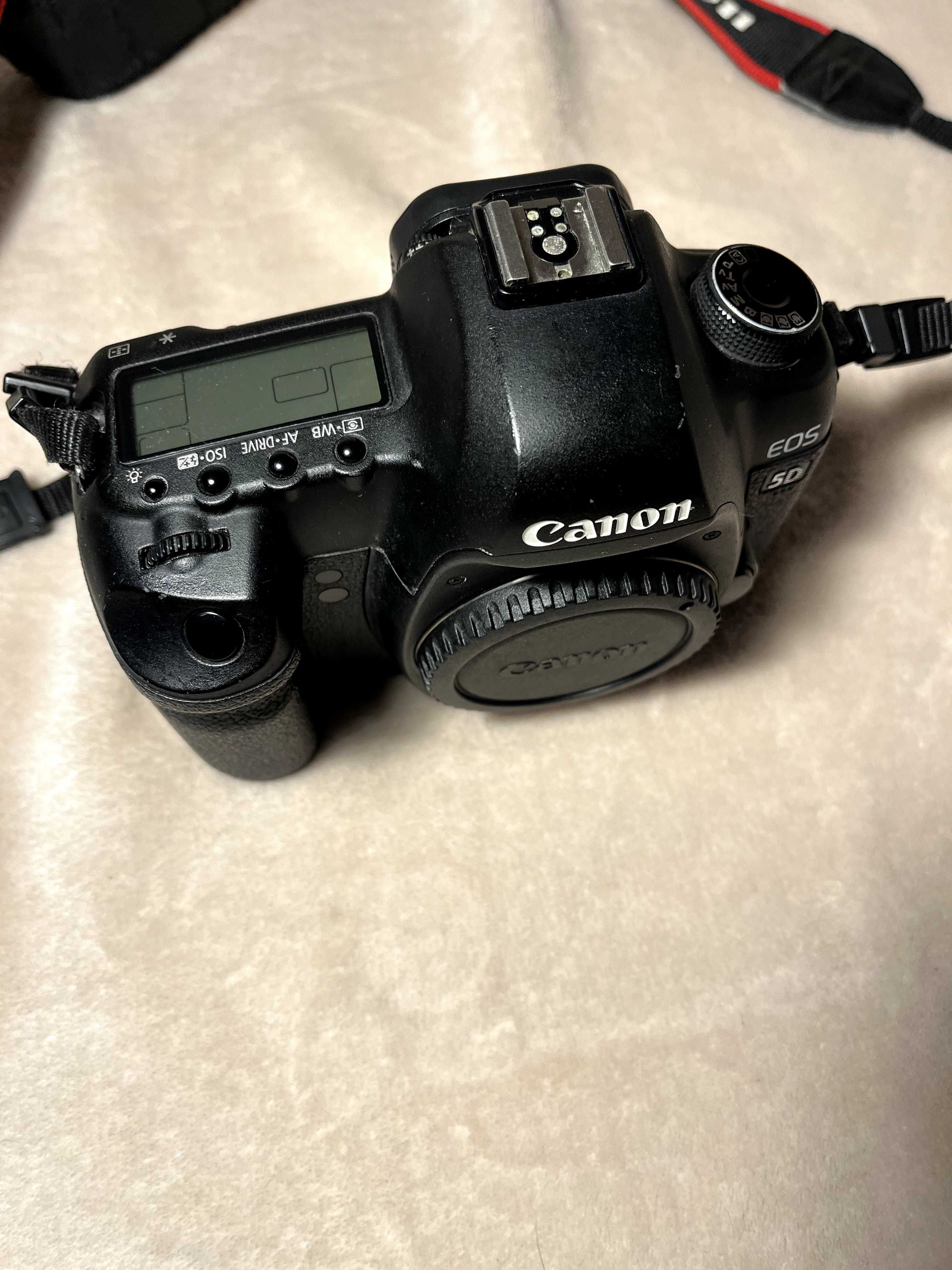 Canon 5D Mark II + grip + 2 baterie + pamięć 32GB
