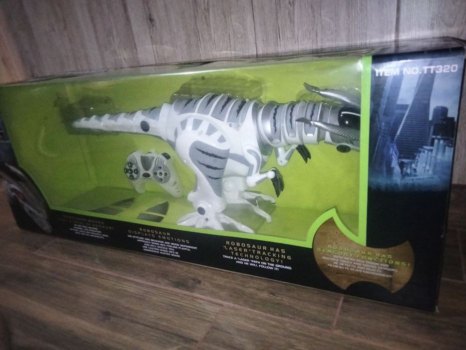 Динозавр на радіокеруванні Robosaur TT320 Інтерактивна іграшка для діт