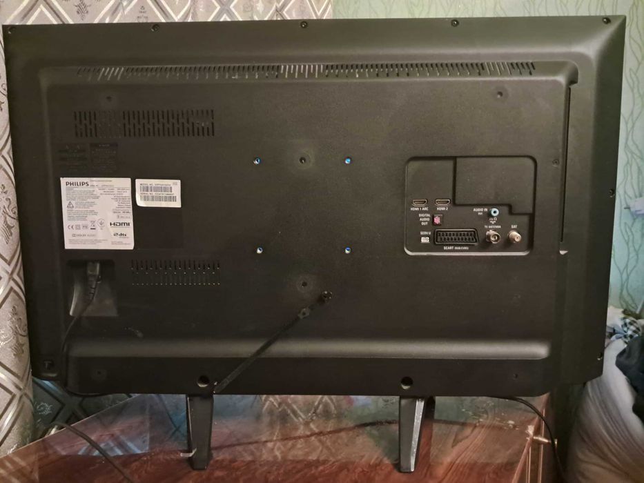 Телевізор для кухні PHILIPS 32 PFS4132/12