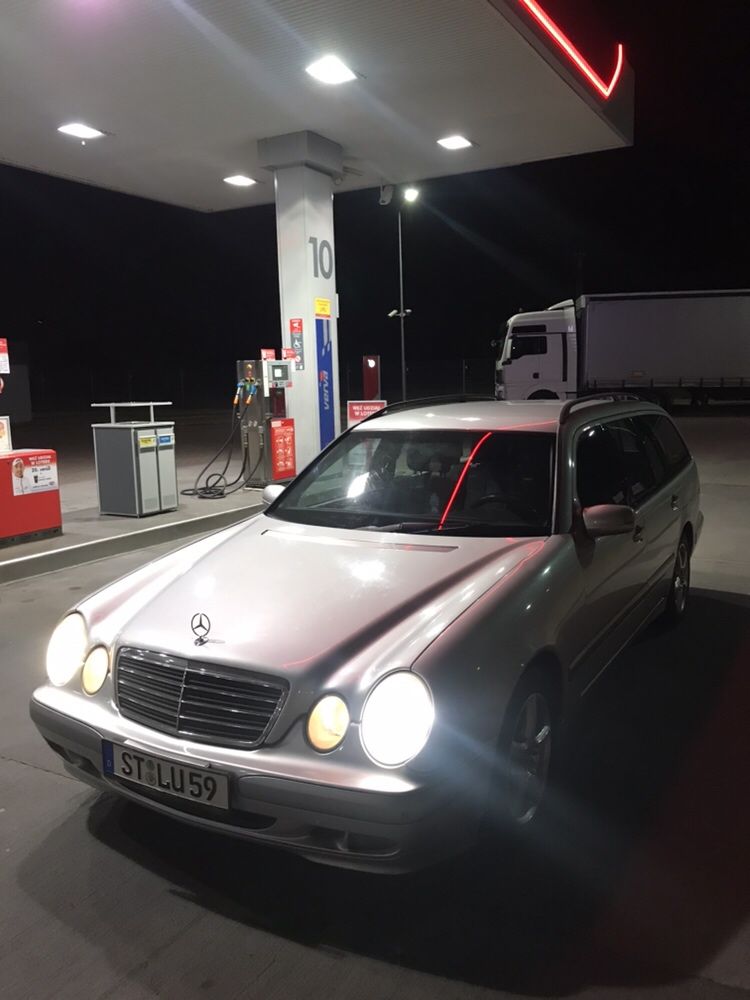 Części mercedes w210 lift 2.2 cdi 143KM kod lakieru 744