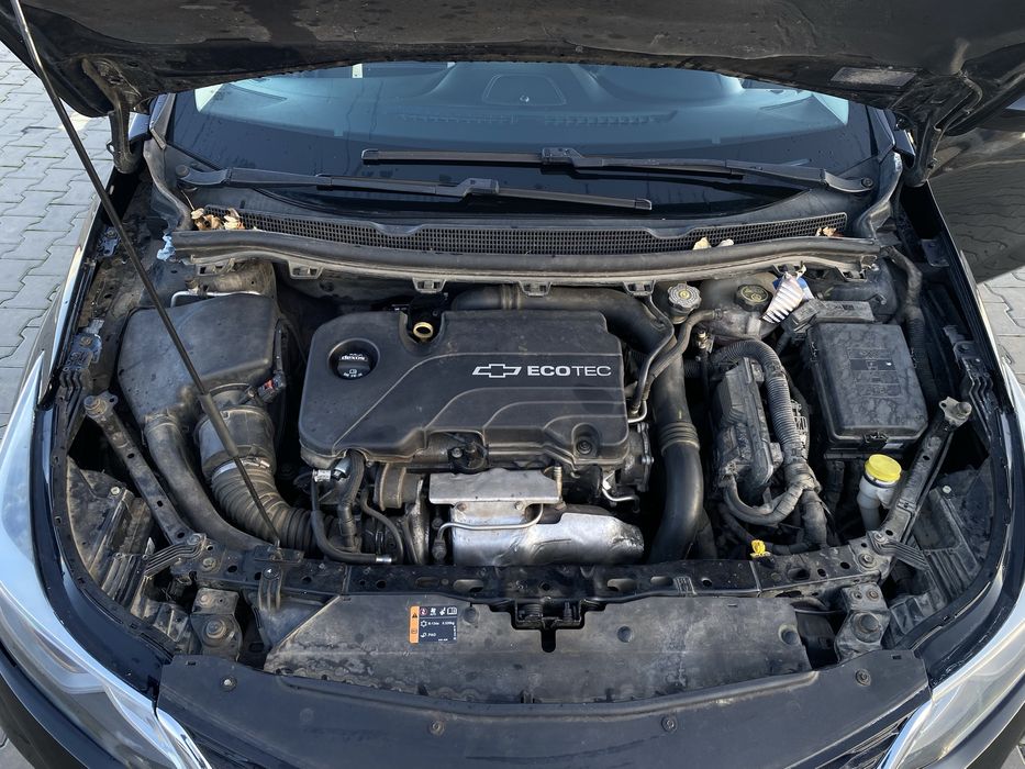 Продам Chevrolet Cruze