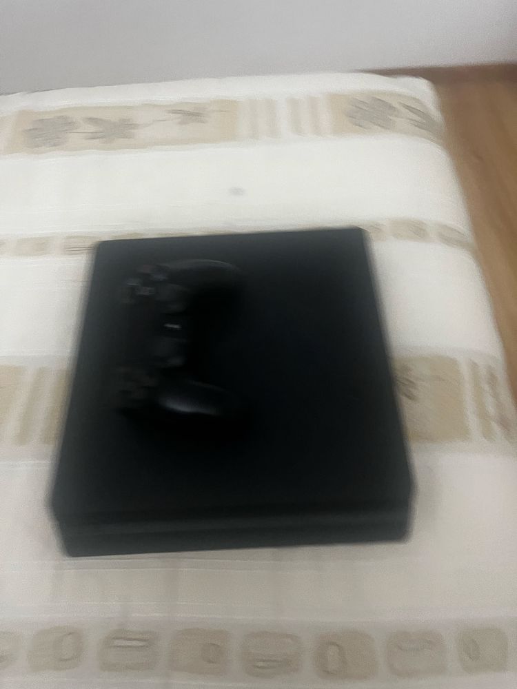 Ps4 500gb como nova